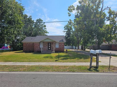 Photo of 5322 Pine Avenue, Pasadena, TX 77503 (MLS # 84987914) Photo of 5322 Pine Avenue, Pasadena, TX 77503 (MLS # 84987914)