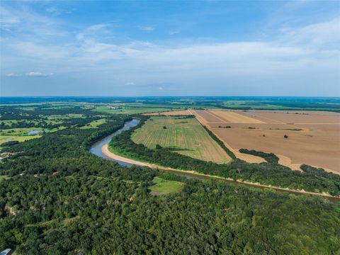 Photo of 212 Black Bridge Road, Calvert, TX 77837 (MLS # 35145403)