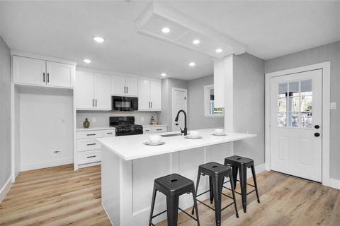 5733 Howell Street Houston TX 77032