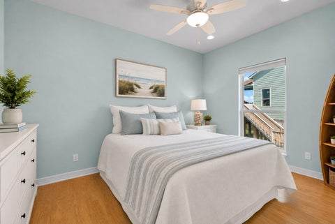 Tiny photo for 314 Windward Way, Tiki Island, TX 77554 (MLS # 76546397)