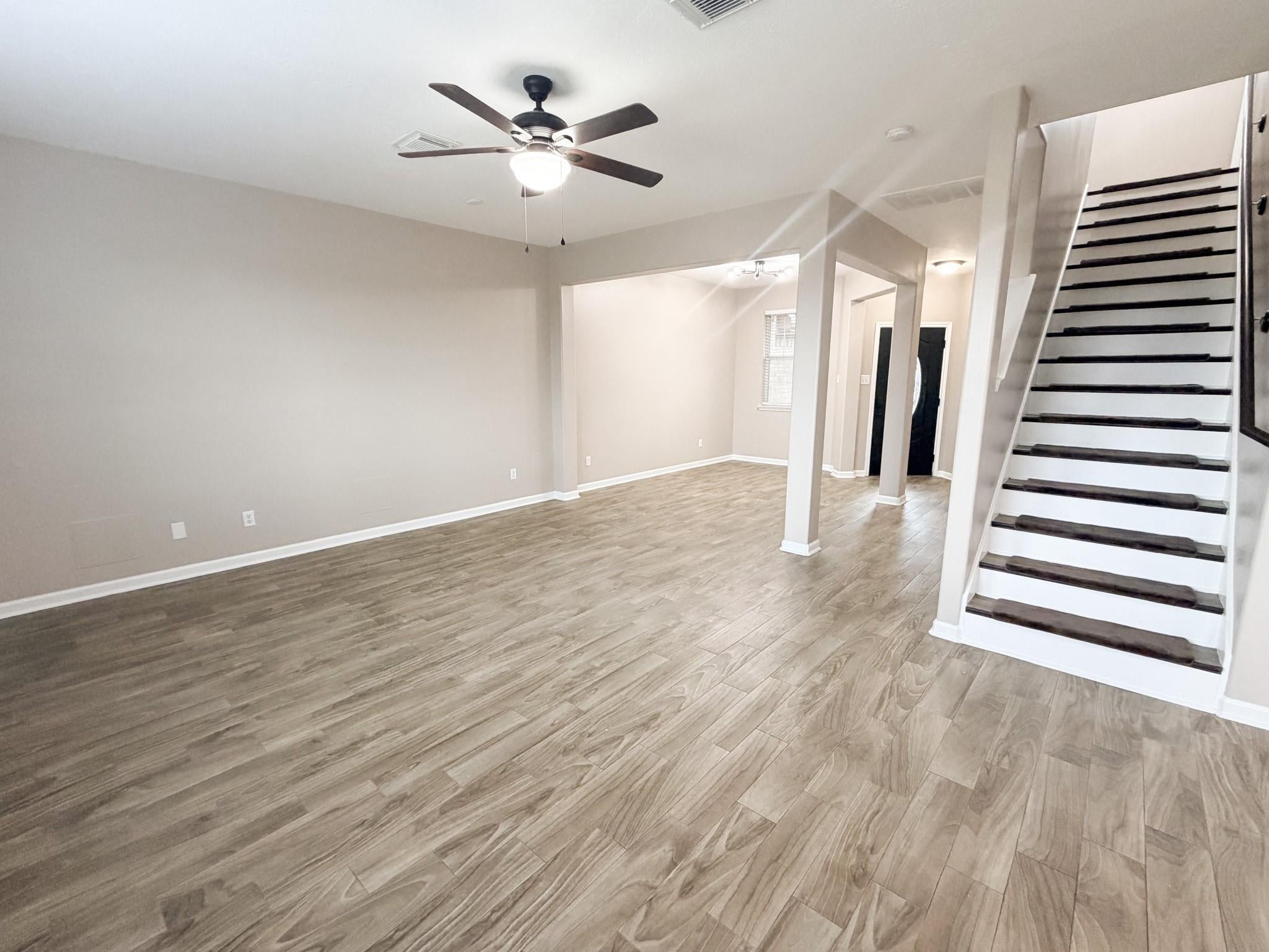 4422 Park Trail Lane