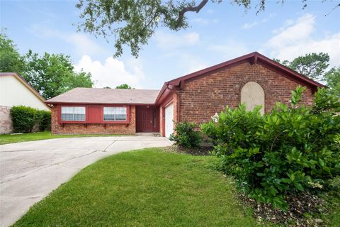 Photo of 8615 Running Bird Lane, Houston, TX 77489 (MLS # 52005772) Photo of 8615 Running Bird Lane, Houston, TX 77489 (MLS # 52005772)