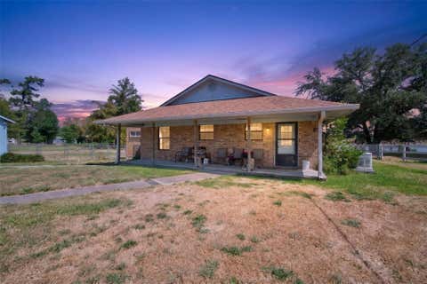 Photo of 281 Lakeshore N, Onalaska, TX 77360 (MLS # 77020691)