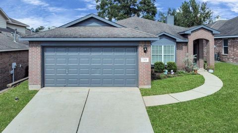 Photo of 2308 Perkins Crossing Drive, Conroe, TX 77304 (MLS # 50775414) Photo of 2308 Perkins Crossing Drive, Conroe, TX 77304 (MLS # 50775414)