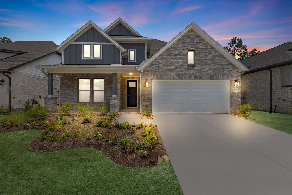 Photo of 9158 Grand Jubilee Drive, Montgomery, TX 77316 (MLS # 7623958)