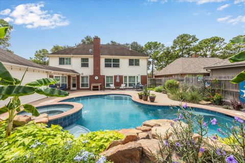 Photo of 15726 Echo Lodge Drive, Houston, TX 77095 (MLS # 32361346)