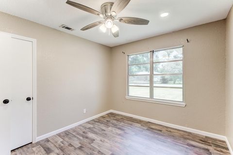 Tiny photo for 305 Yaupon Street, Sweeny, TX 77480 (MLS # 13049044)