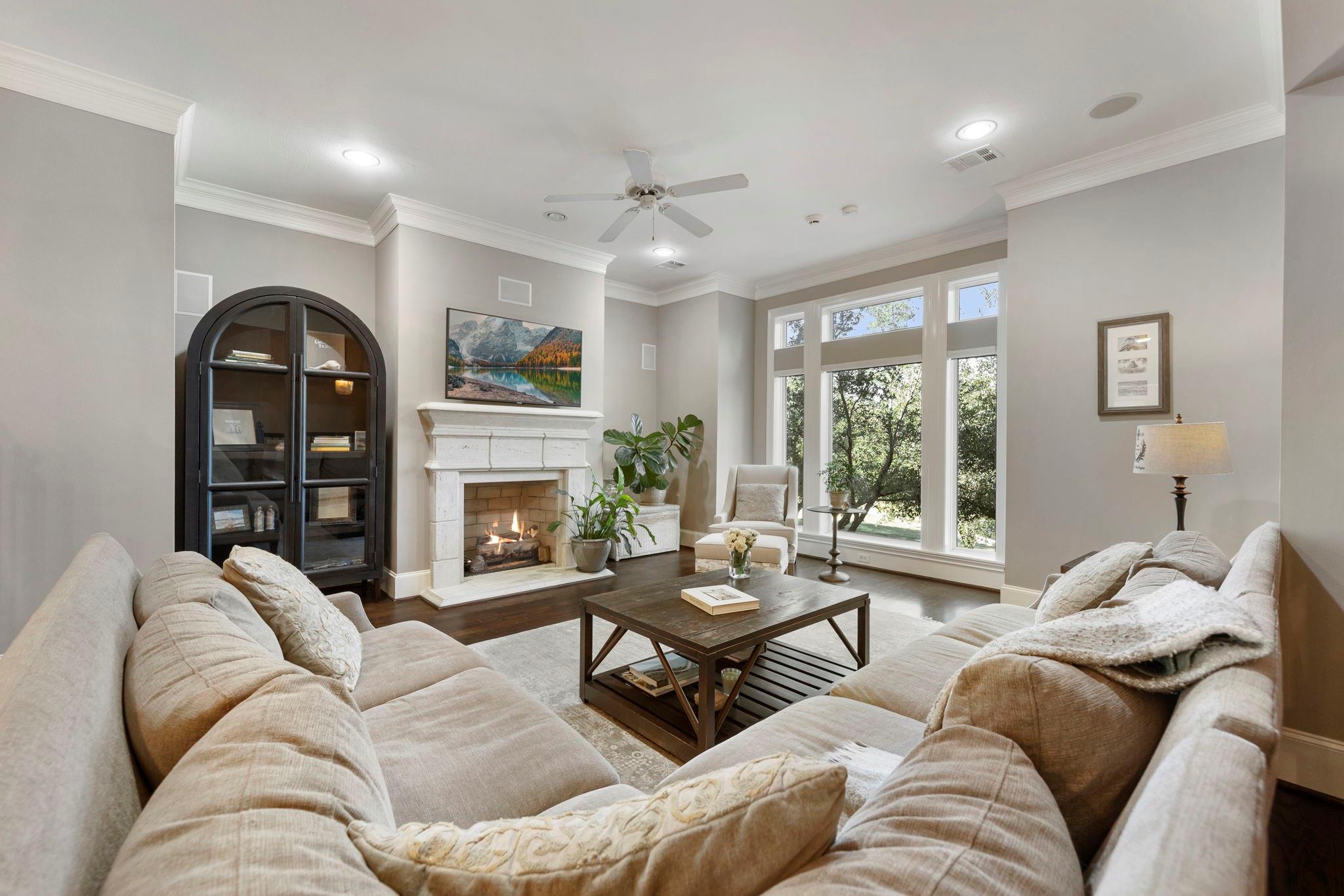75 Colonial Row Drive