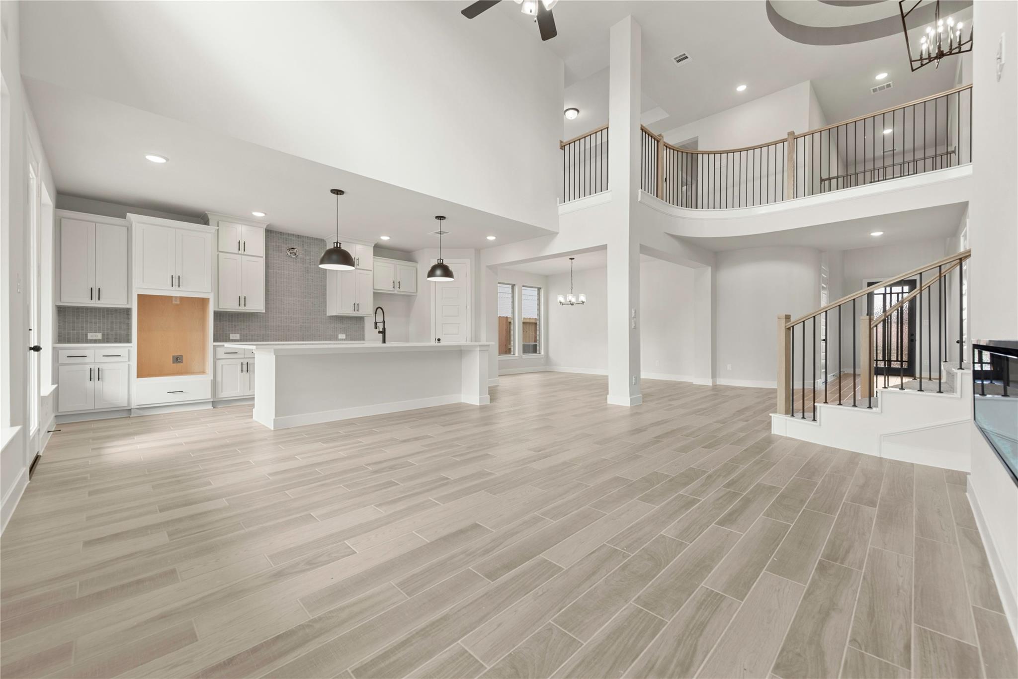 26915 Steradian Lake Lane