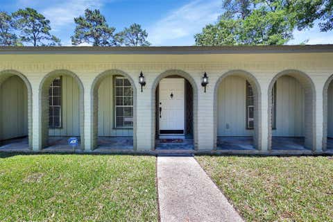 Photo of 27121 Wells Lane, Oak Ridge North, TX 77385 (MLS # 7272994)