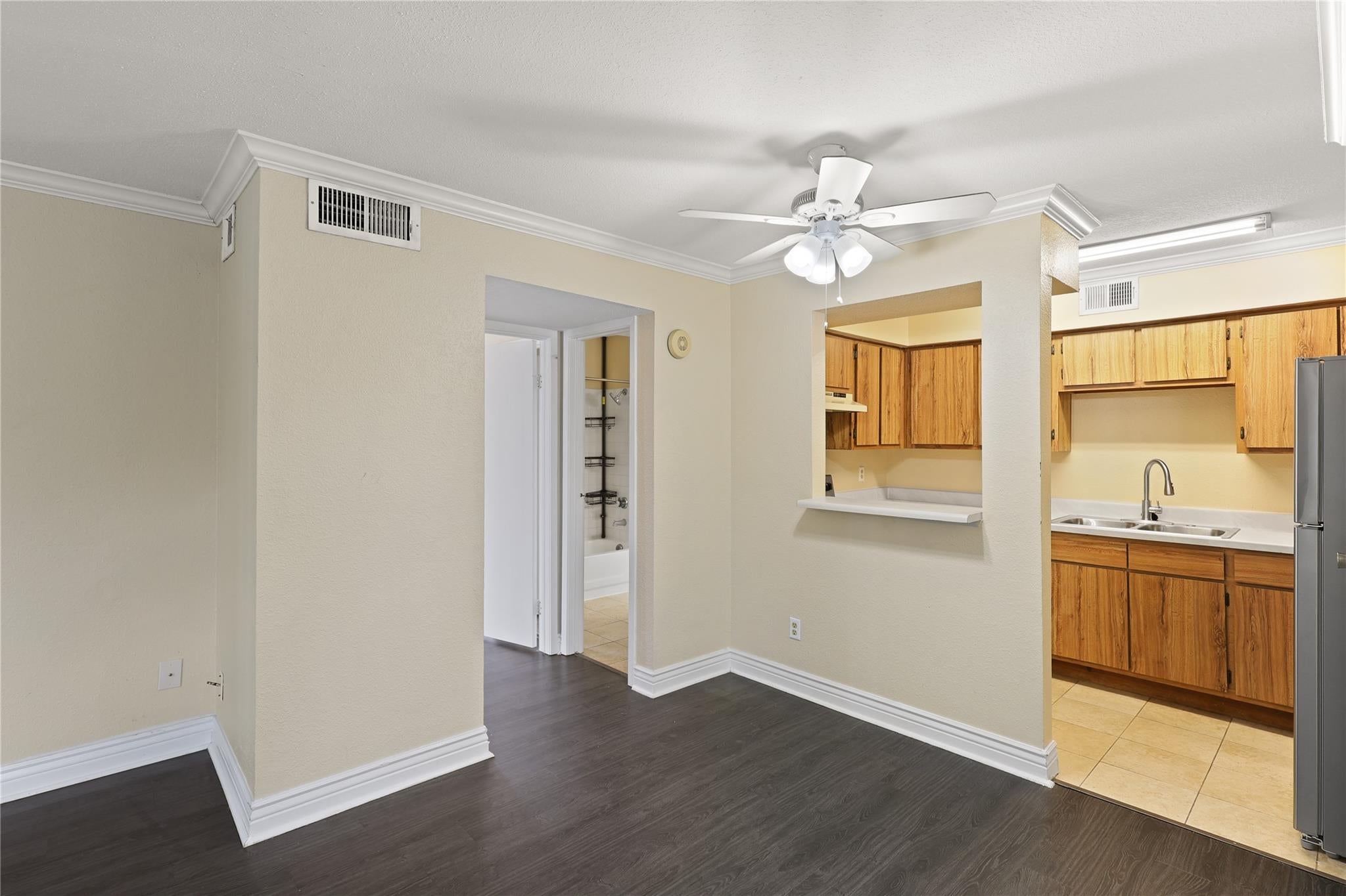 18511 Egret Bay Boulevard 614