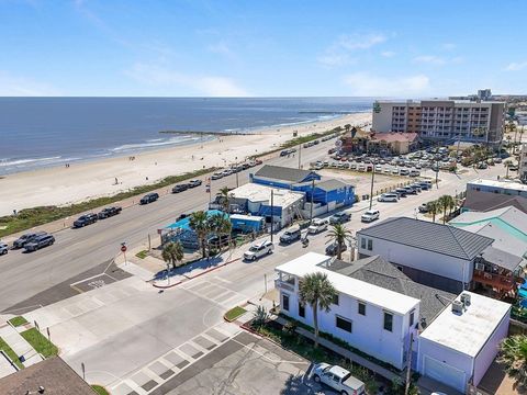 Photo of 3102 Avenue S, Galveston, TX 77550 (MLS # 76083708)