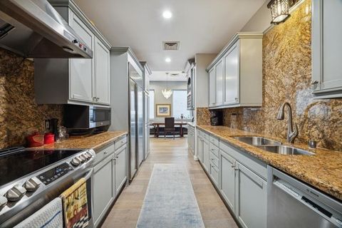 Photo of 914 Main Street #1204, Houston, TX 77002 (MLS # 2425580)