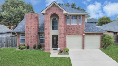 Photo of 16111 Copper Canyon Drive, Friendswood, TX 77546 (MLS # 59475526)