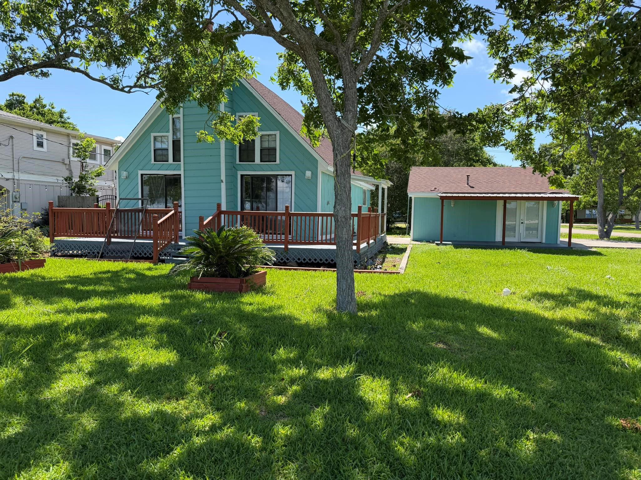 407 Bayshore Drive