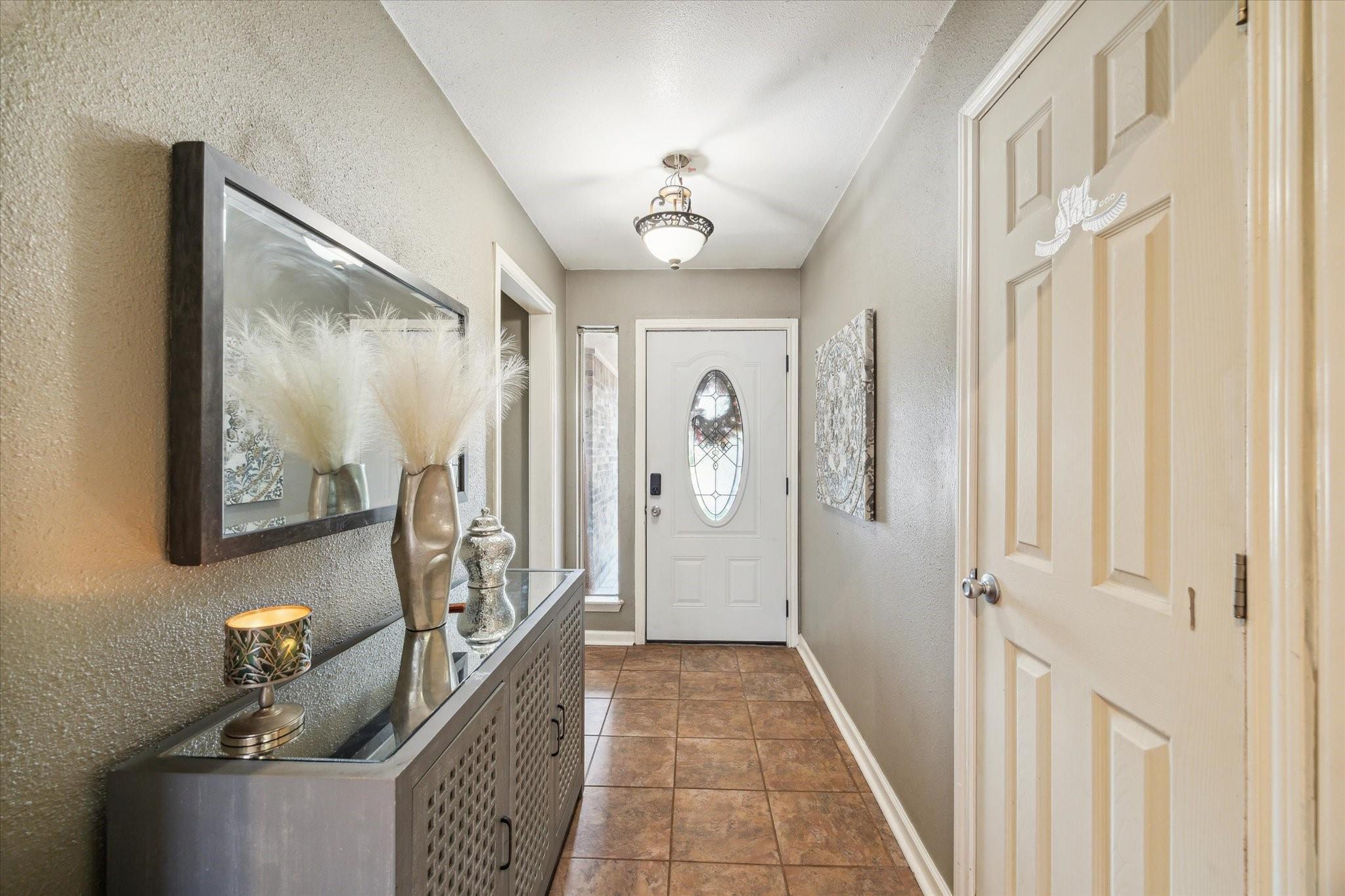 5923 Pine Needle Lane