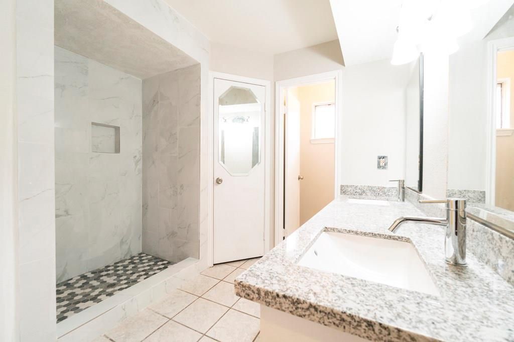 Photo of 18746 Wood Glen Lane, Houston, TX 77084 (MLS # 52326210)