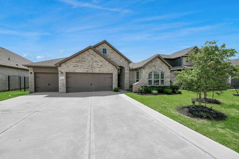 Photo of 1614 Sequoia Run Drive, Rosharon, TX 77583 (MLS # 90612045)