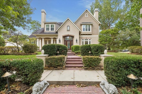 Photo of 15 Golf Links Court, Kingwood, TX 77339 (MLS # 70552725)