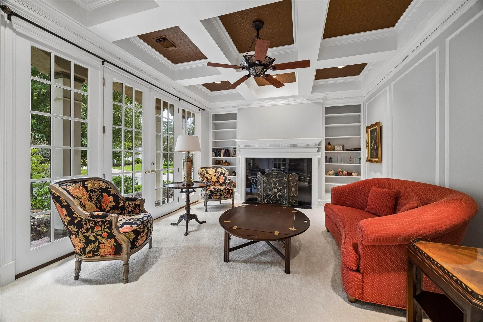 15 Golf Links Court