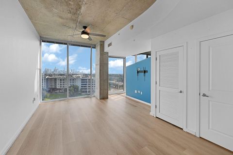 Photo of 5925 Almeda Road #10909, Houston, TX 77004 (MLS # 70777481)