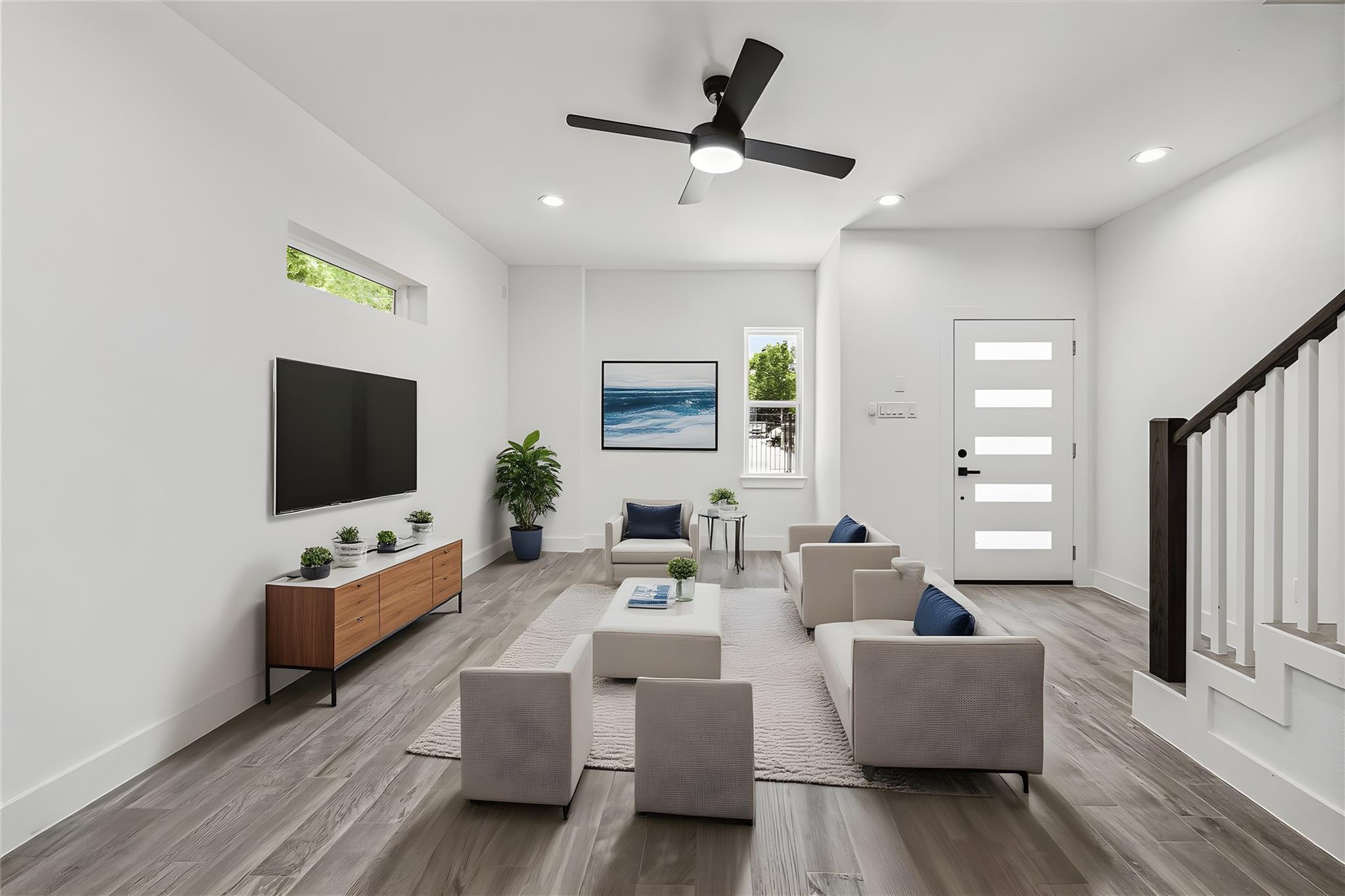 990-992 Marjorie Street