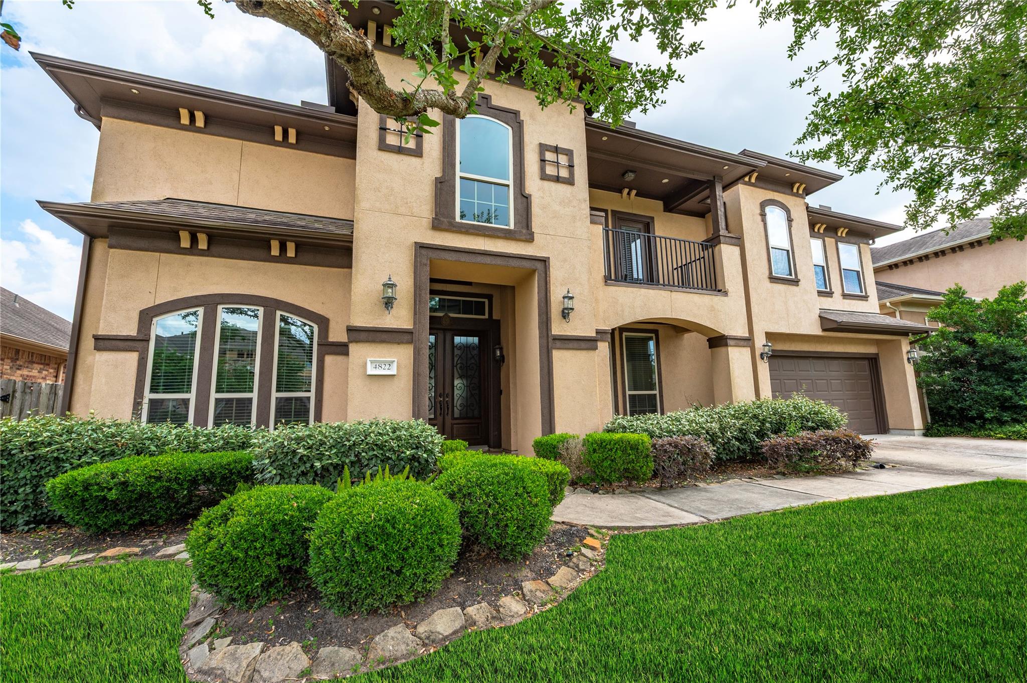 4822 Isla Canela Lane