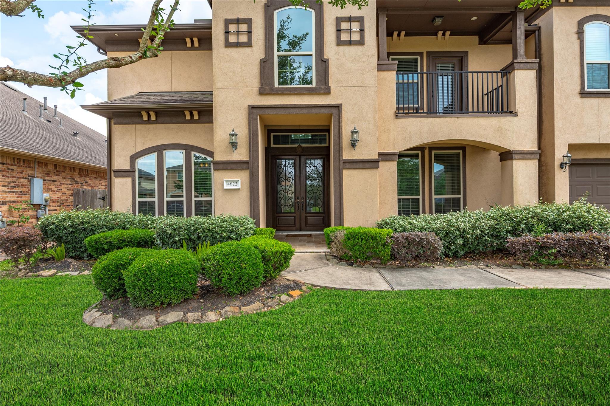 4822 Isla Canela Lane