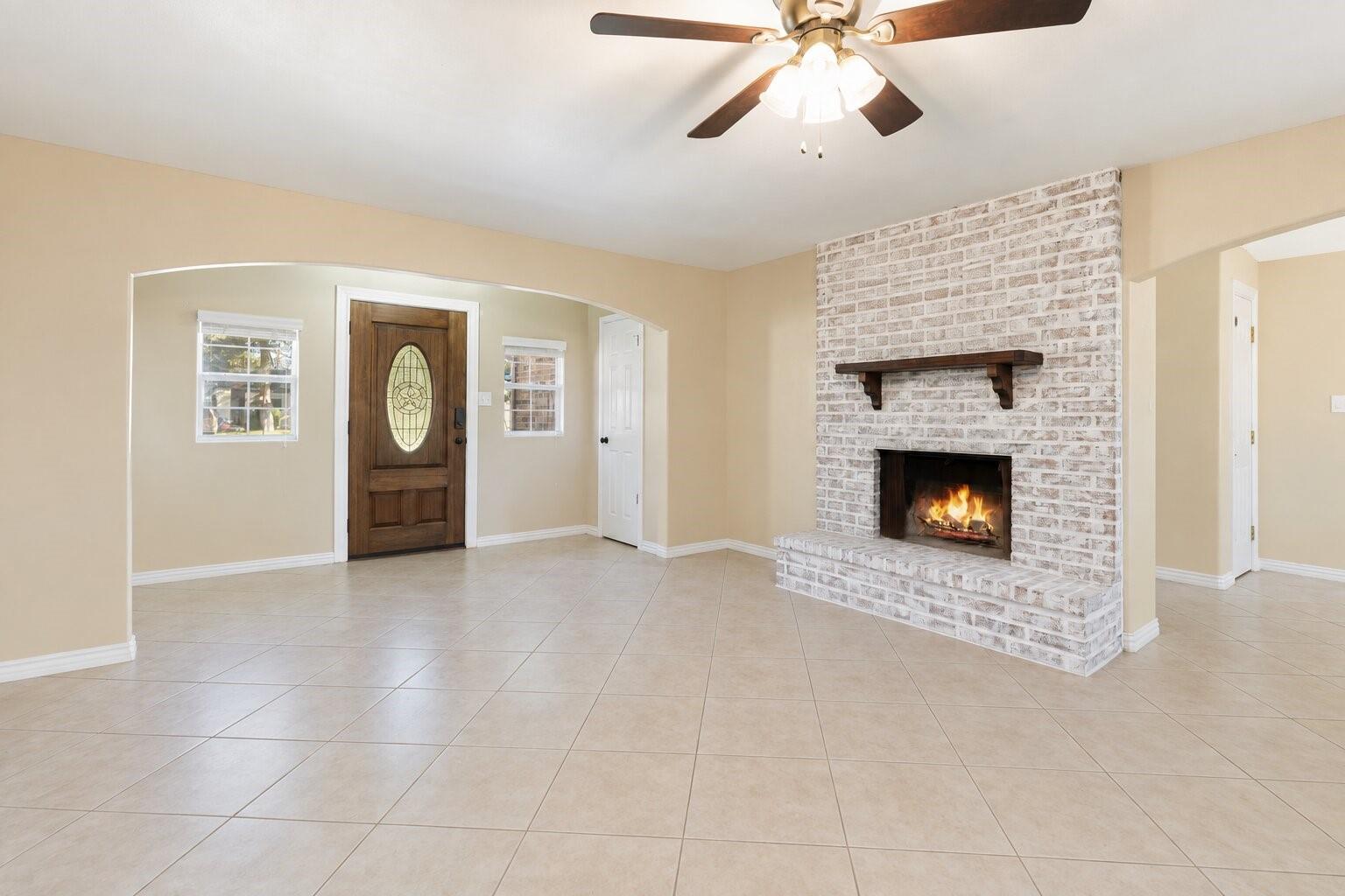 7507 Maple Lane