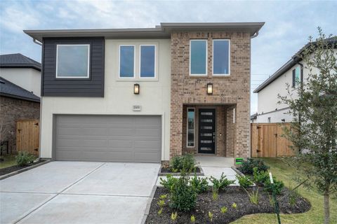 Photo of 21859 Fitzroy Manor Lane, Cypress, TX 77433 (MLS # 65466241)