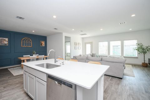 Photo of 210 Dusty Bridle Lane, Rosharon, TX 77583 (MLS # 42208834)