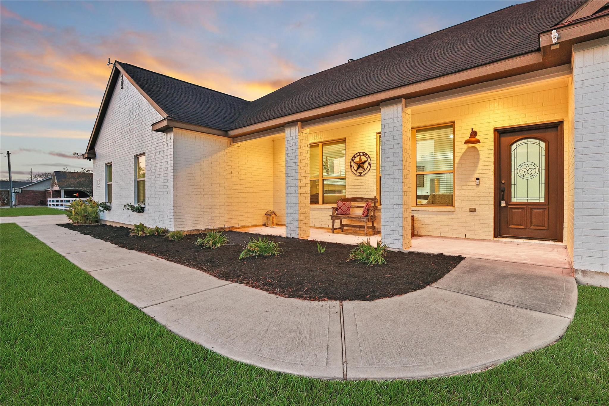 2398 Settlers Way Drive