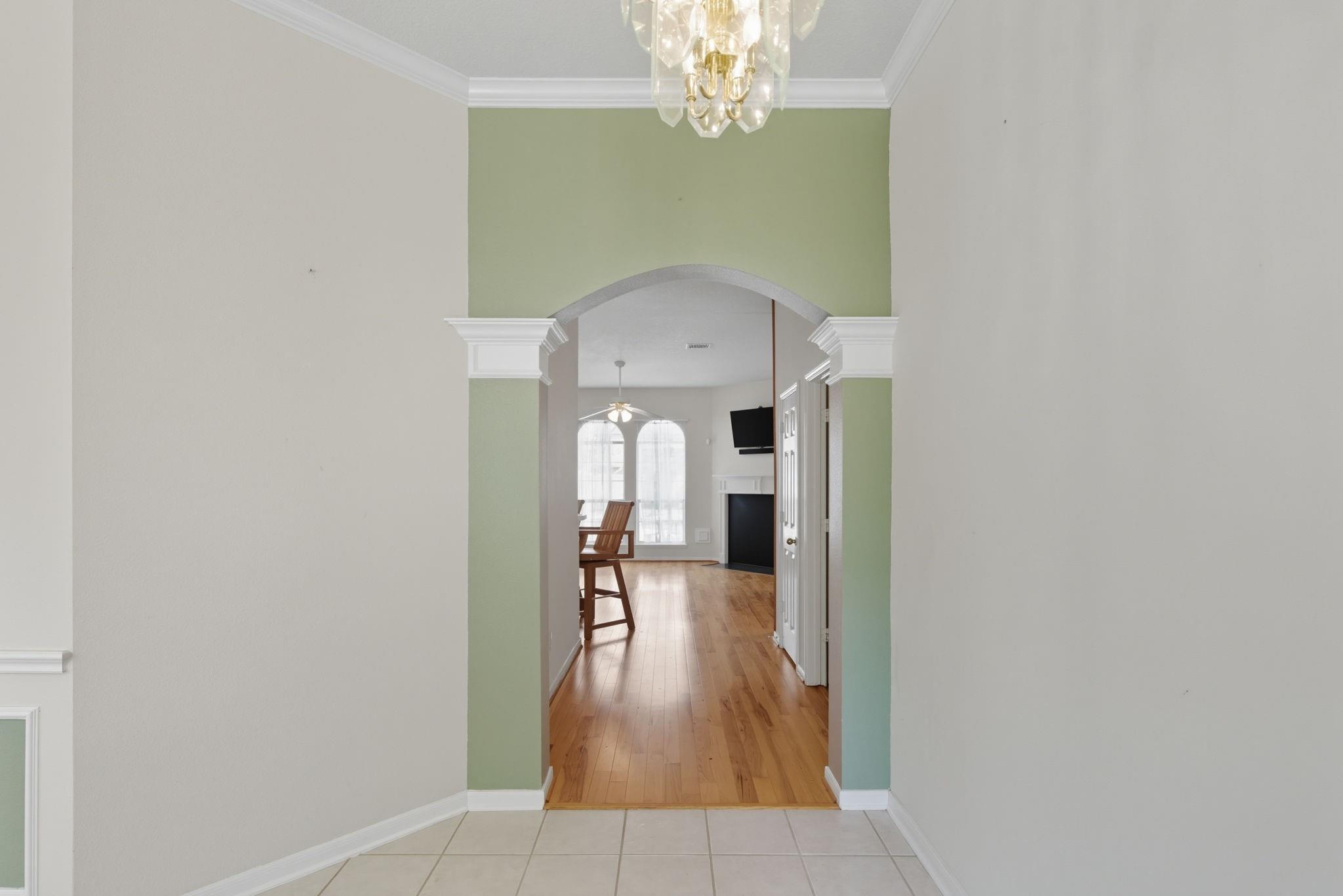 6738 Laguna Trace Street