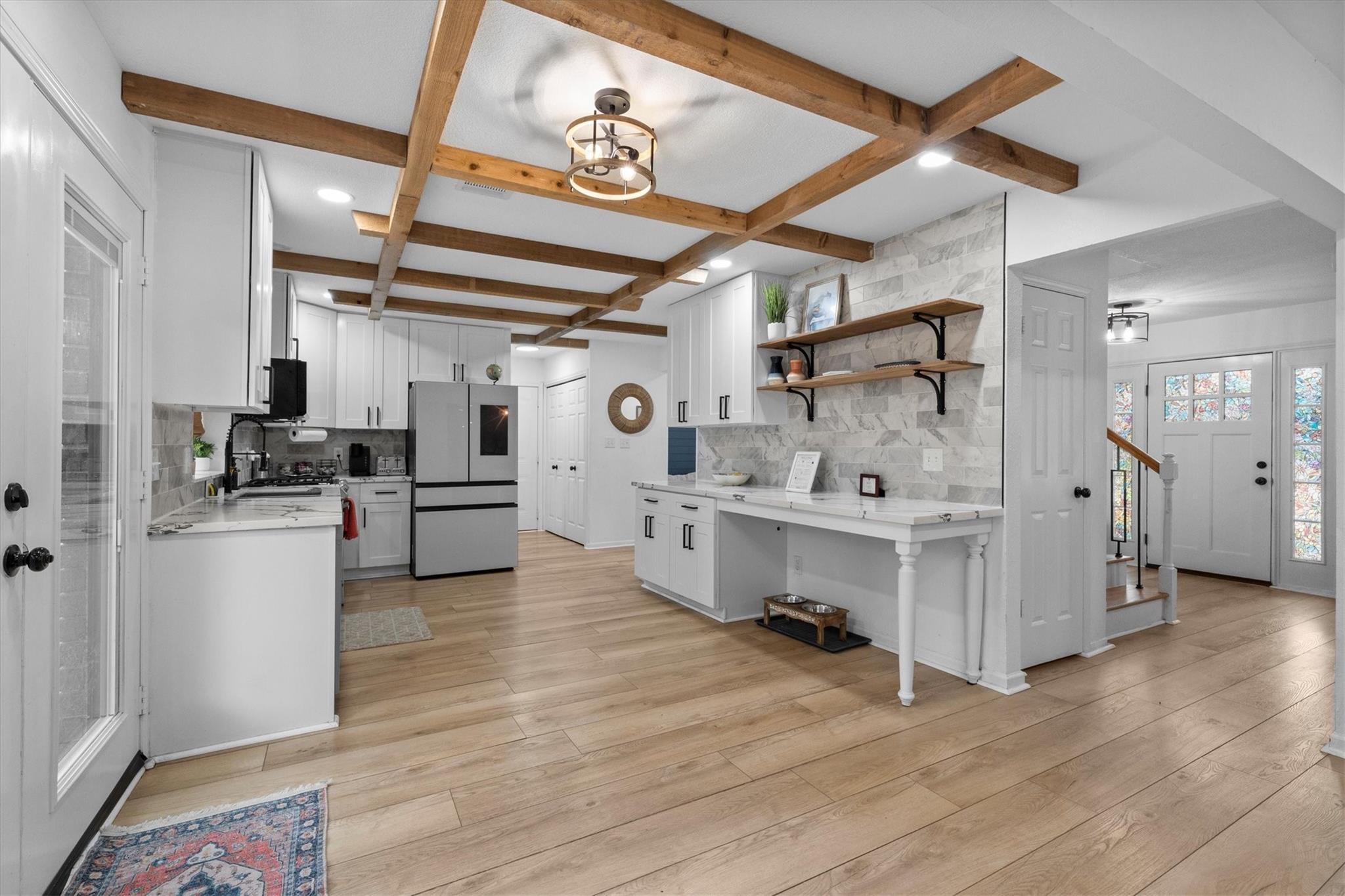 503 Alley Court