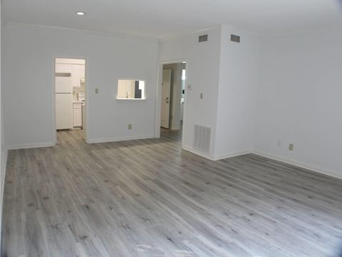 Photo of 2425 Underwood Street #157, Houston, TX 77030 (MLS # 19523043)