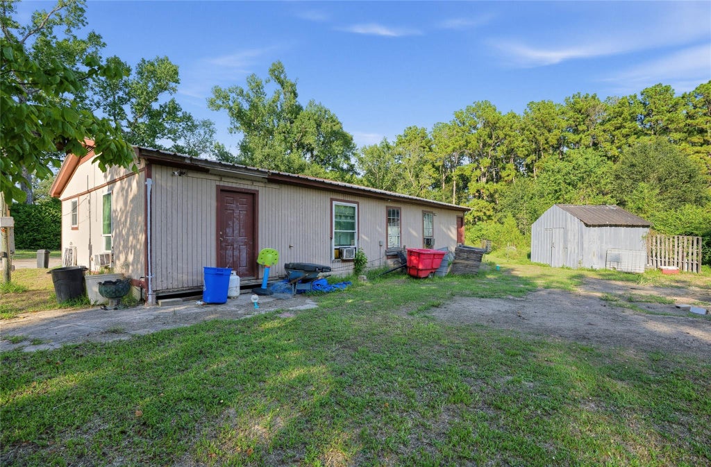 Photo of 16887 Main Street, Splendora, TX 77372 (MLS # 44424621)