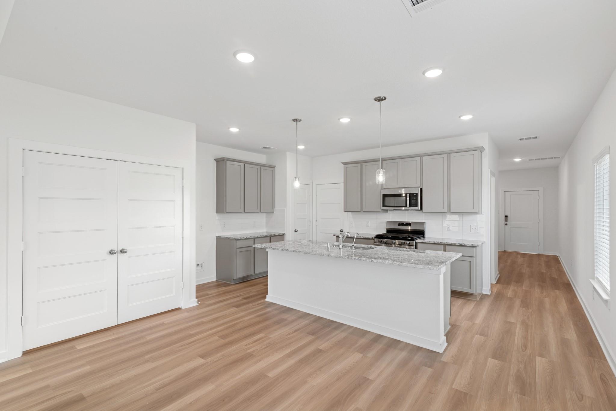 1734 West Stroker Road