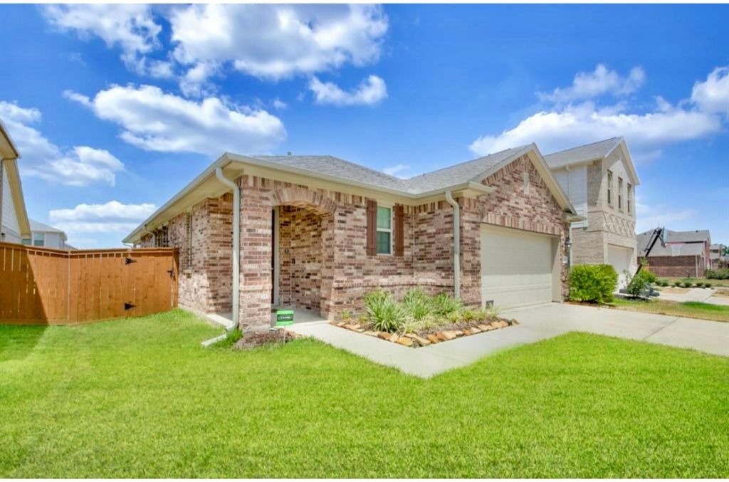 Photo of 10406 Mount Winchell Drive, Iowa Colony, TX 77583 (MLS # 52353041)