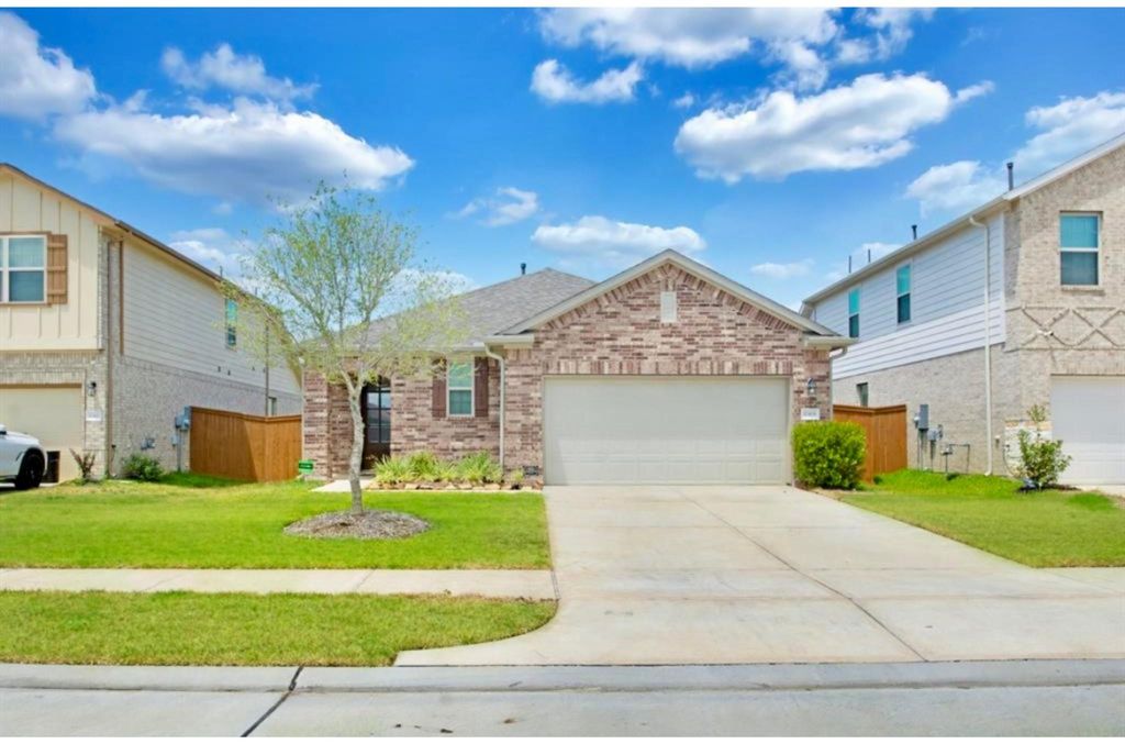 Photo of 10406 Mount Winchell Drive, Iowa Colony, TX 77583 (MLS # 52353041)