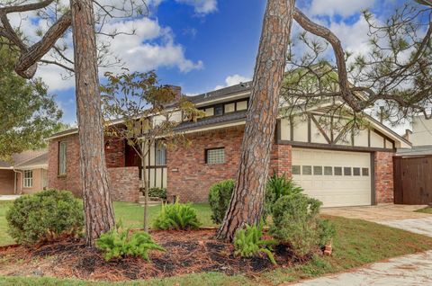 Photo of 4135 Breakwood Drive, Houston, TX 77025 (MLS # 25937568)