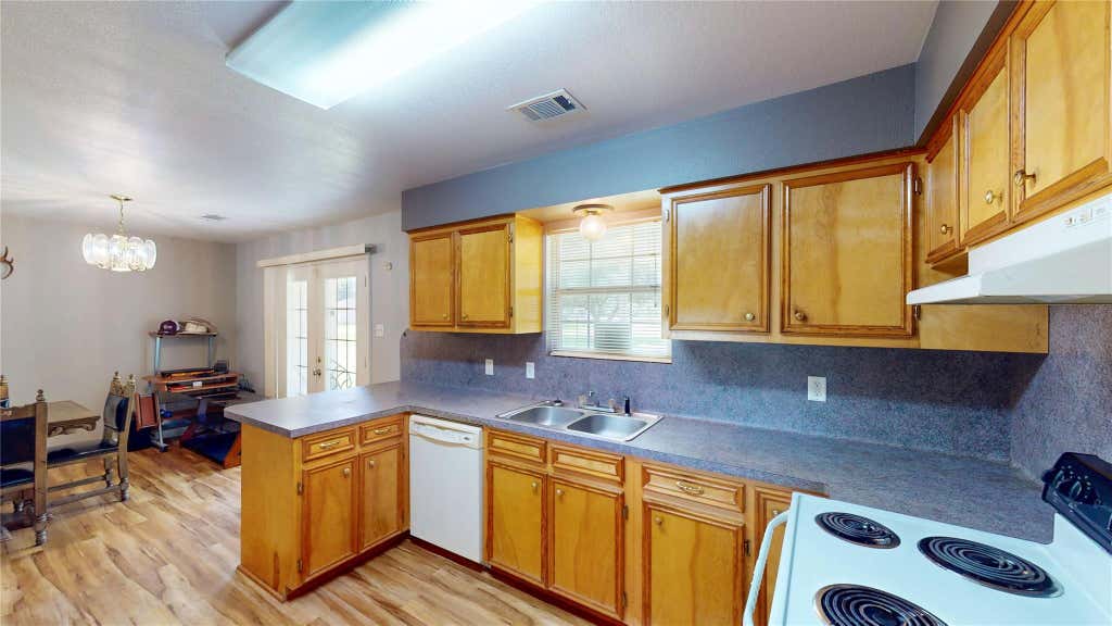 Photo of 906 Waco Street, Dayton, TX 77535 (MLS # 40523850)