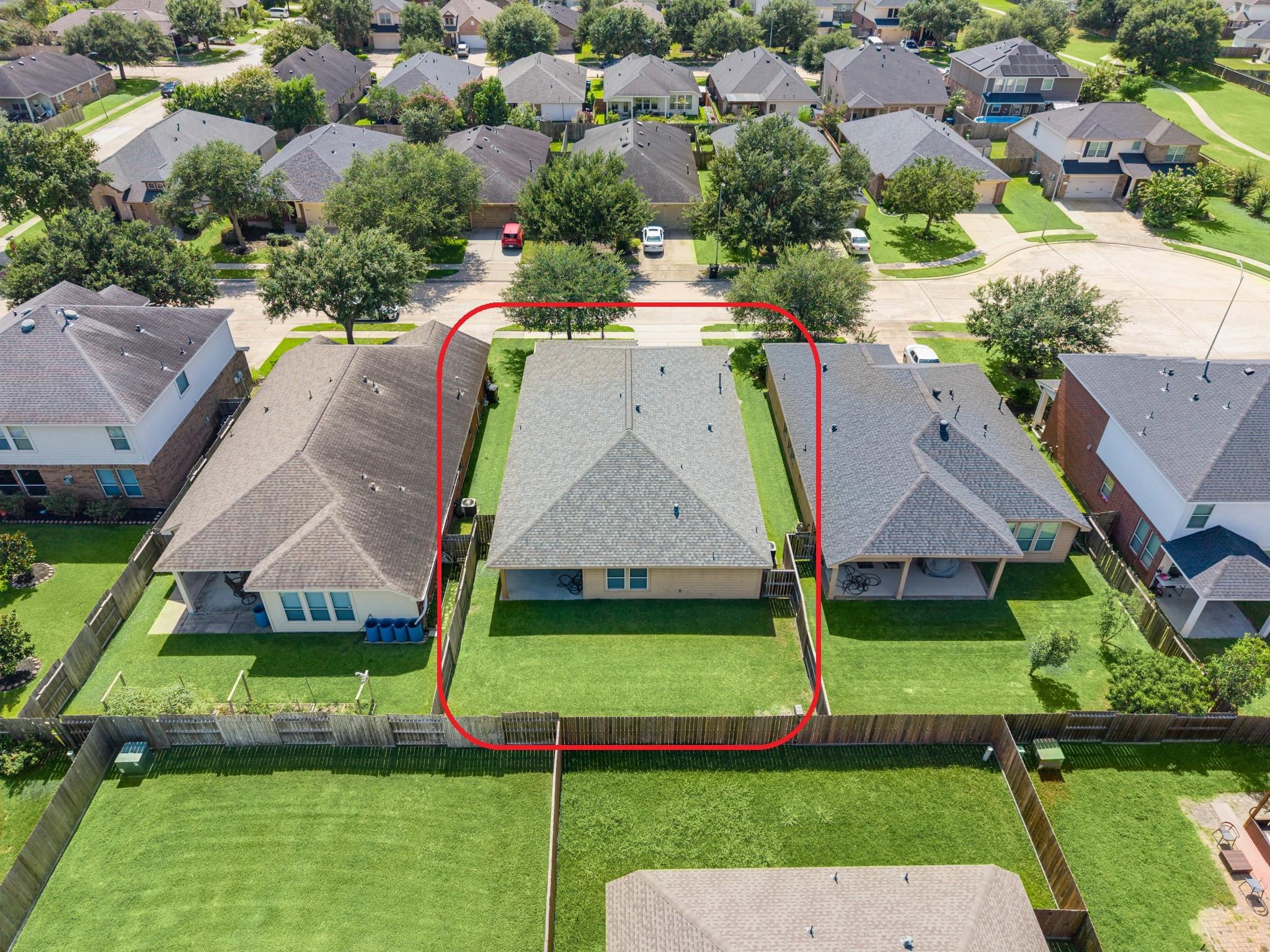 4014 Pinecrest Hollow