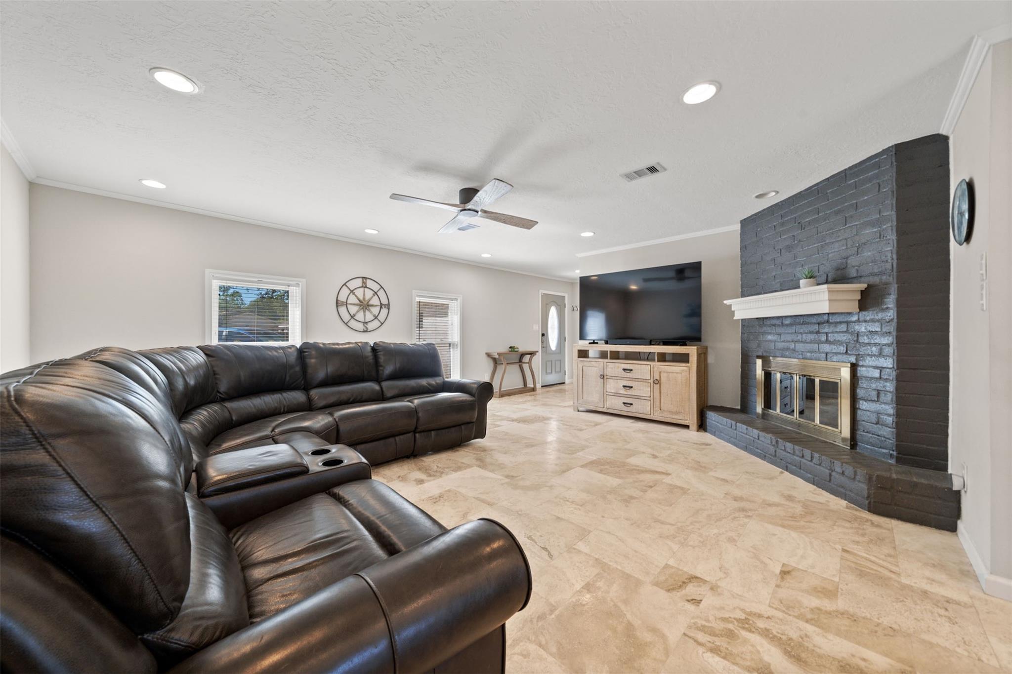 2516 Village Circle Drive