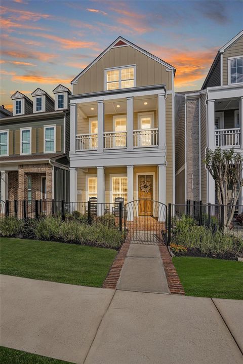 6 Rafters Row The Woodlands TX 77380