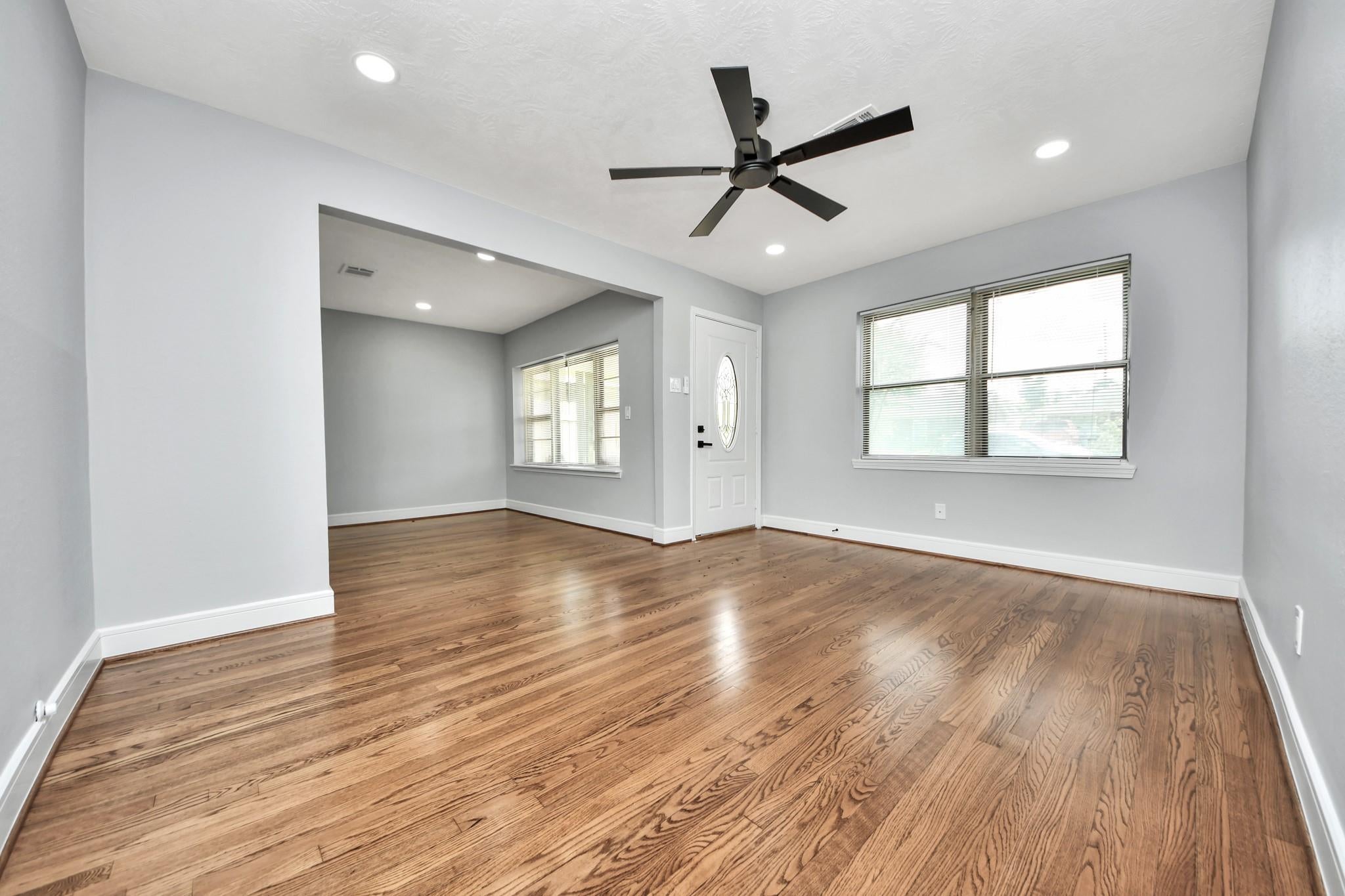 2212 Raspberry Lane