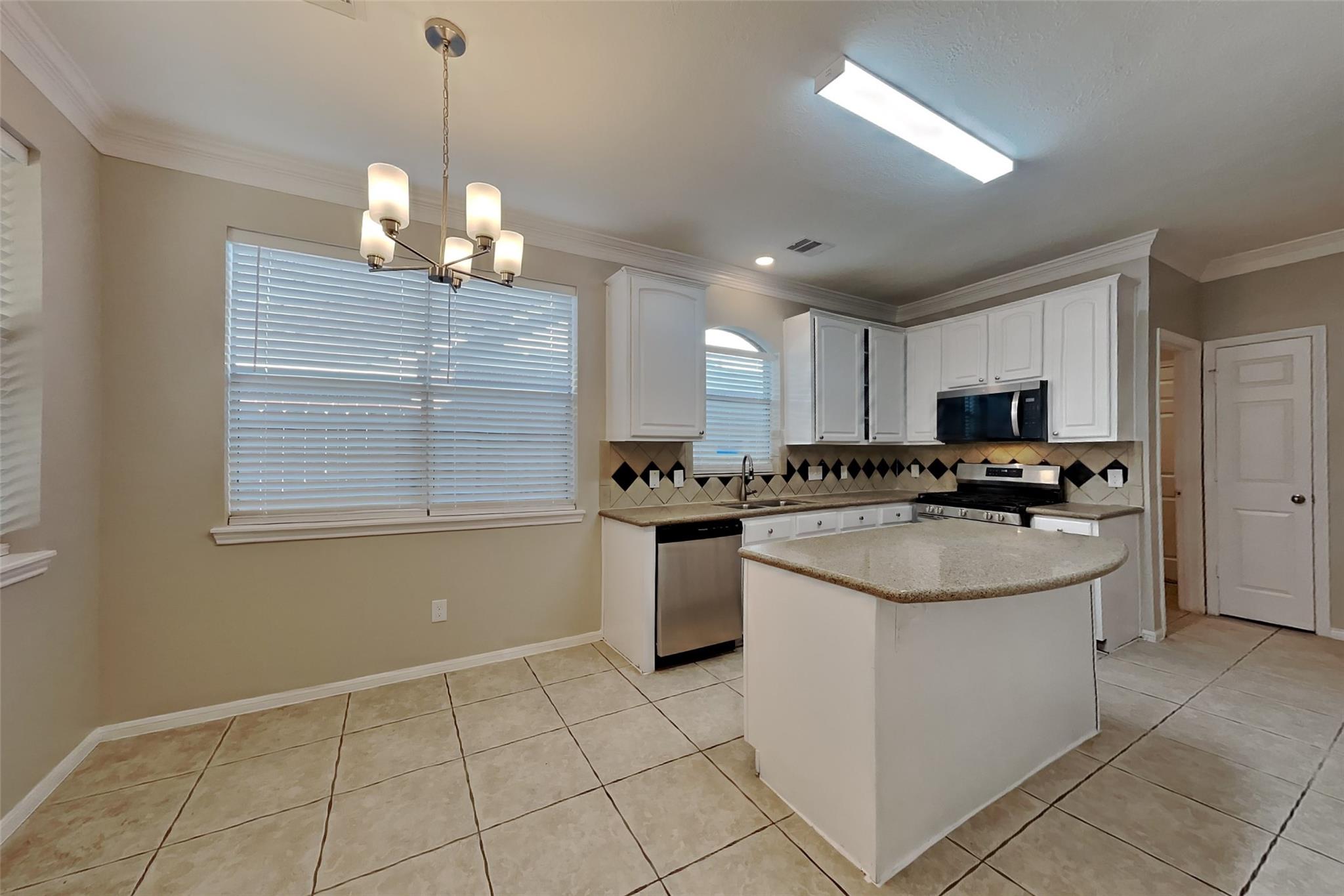 4731 Silverlake Drive