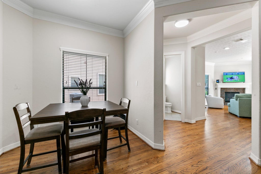 Photo of 2922 Royal Oaks Crest, Houston, TX 77082 (MLS # 95280545)
