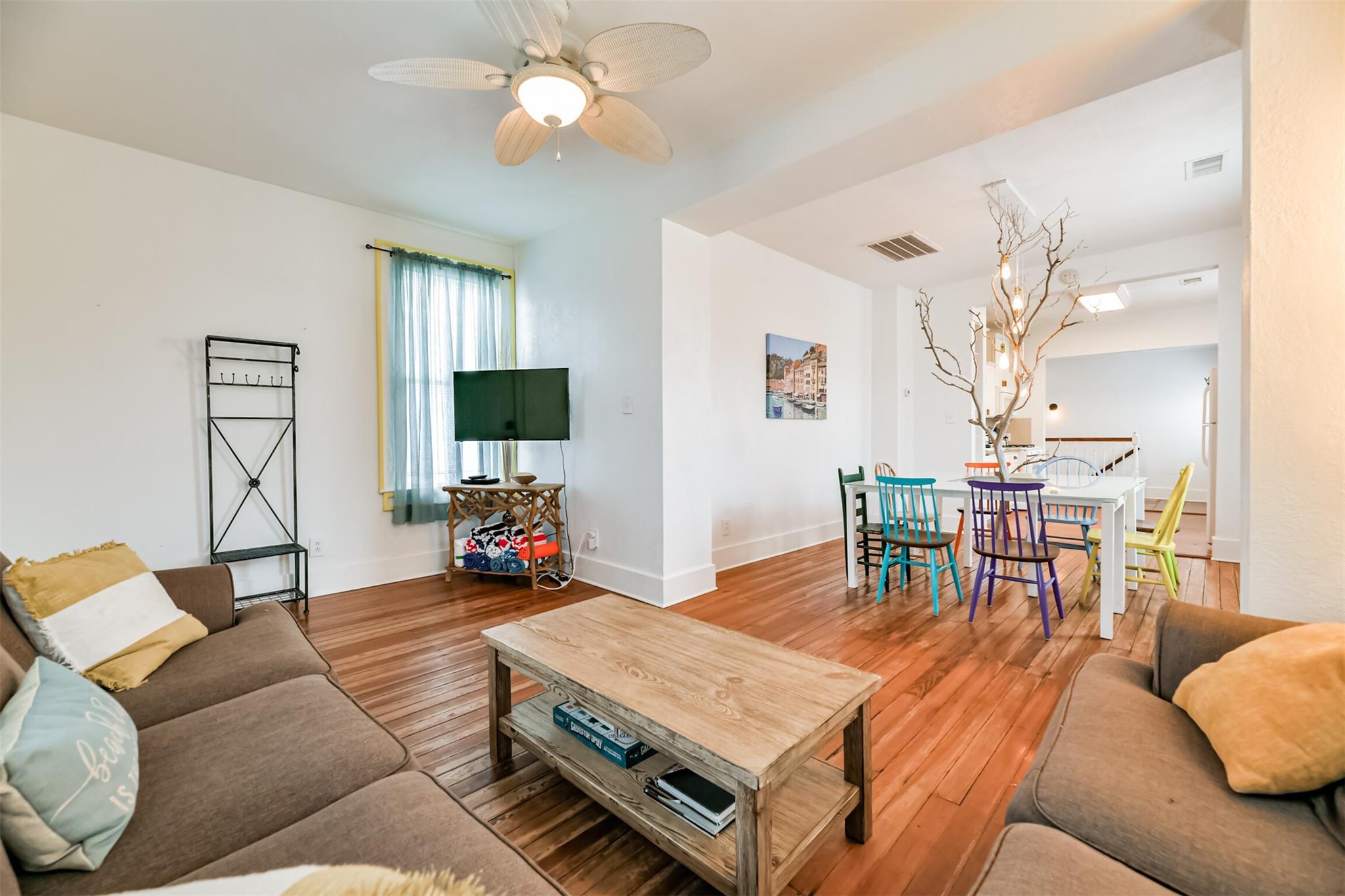 Galveston, Texas 77550, United States, 4 Bedrooms Bedrooms, ,3 BathroomsBathrooms,Residential,Active,193378