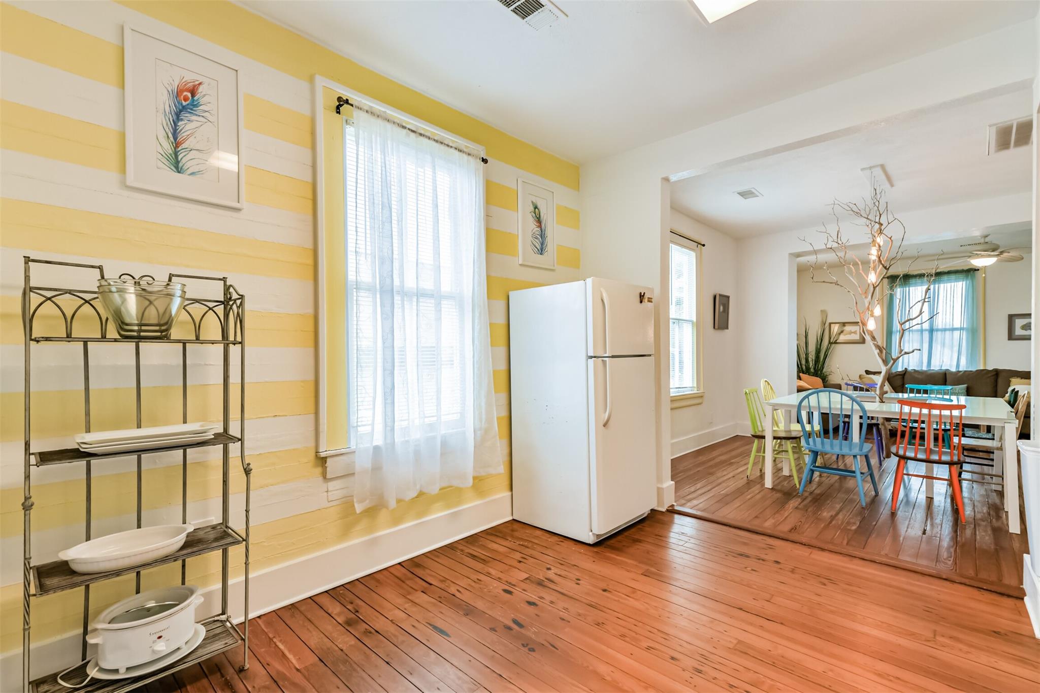 Galveston, Texas 77550, United States, 4 Bedrooms Bedrooms, ,3 BathroomsBathrooms,Residential,Active,193378