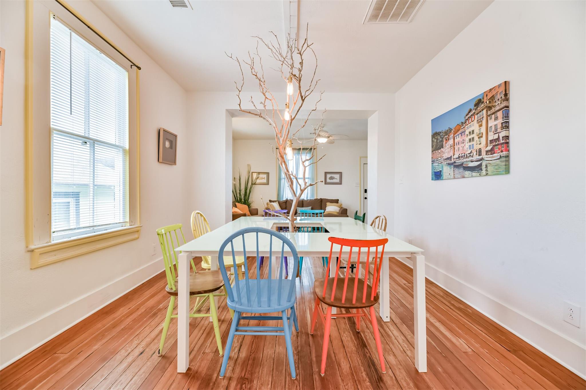 Galveston, Texas 77550, United States, 4 Bedrooms Bedrooms, ,3 BathroomsBathrooms,Residential,Active,193378